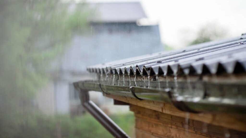 Are-Metal-Roofs-Noisy-During-The-Rain-featured-image