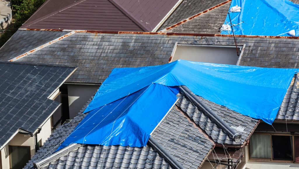What-To-Do-If-It-Rains-While-Roofing