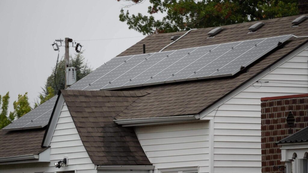 Gaf-Solar-Shingles-Cost-featured-image